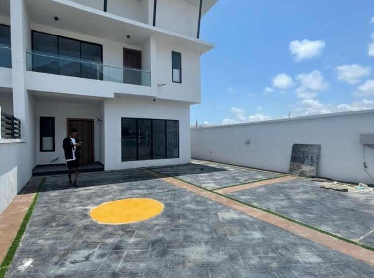 5 Bedroom Duplex with BQ with a very spacious compound finished with stamped concrete design.